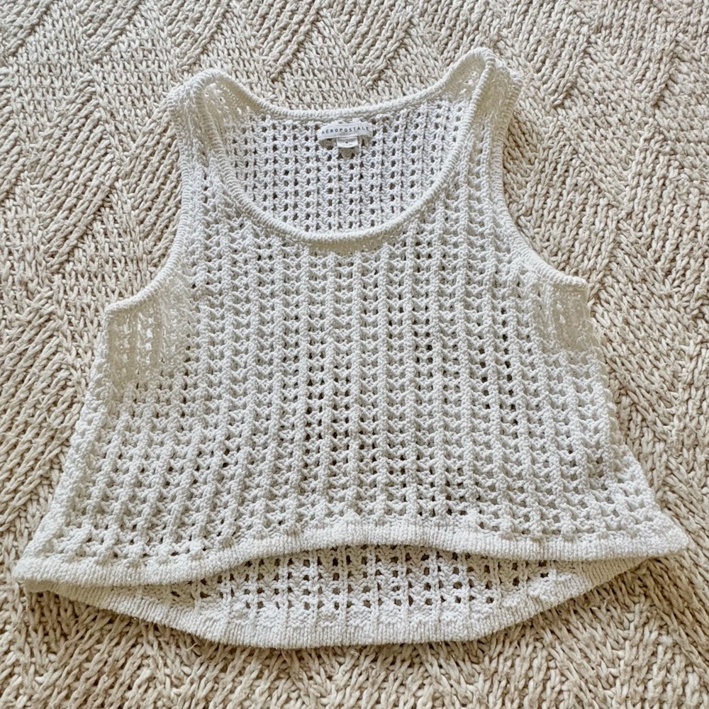 *3 for 20* Aeropostale Cream Sleeveless crochet Crop Tank Top